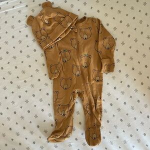 Tea Collection footie pajamas and matching hat